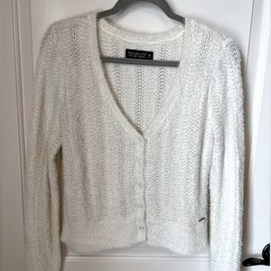 *SOLD* Abercrombie & Fitch White Cropped Soft Fuzzy Long-Sleeve Sweater - Size M